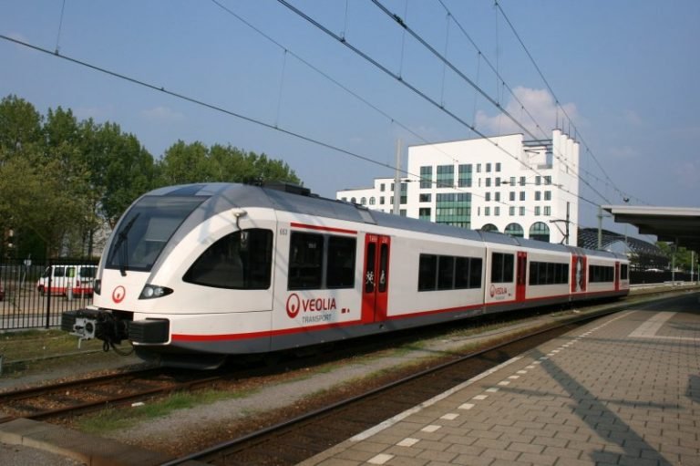 Reliance Infra, Veolia extends partnership to bid upcoming metro rail projects in India