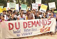 Delhi University students demands Student Metro Pass ahead of DUSU election