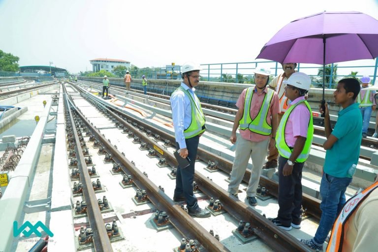 Kochi Metro | CMRS undertakes inspection of Kochi metro extension project