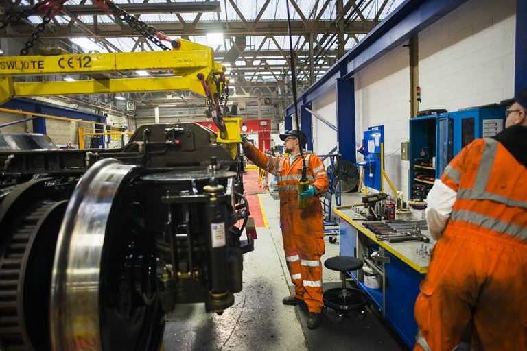 Alstom India looking for various engineering positions for Metro Rail projects