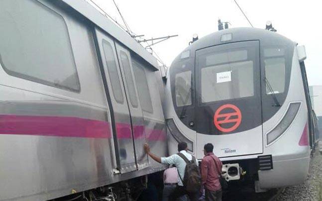 train collied in Kalindi Kunj