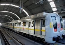 Delhi Metro | Commuters get stuck in Yellow line during peak hours DMRC Yellow Line