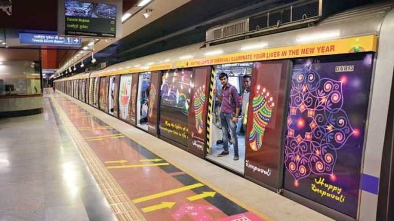 Delhi Metro | Delhi Govt. seeks justification on proposal to procure 150 Metro coaches