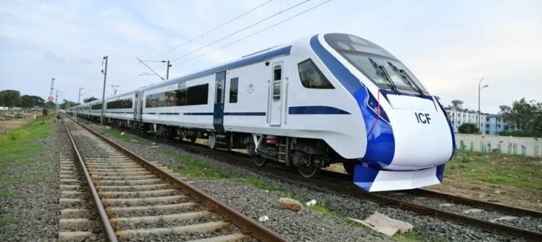 Second train 18 to be run between Delhi-Mumbai