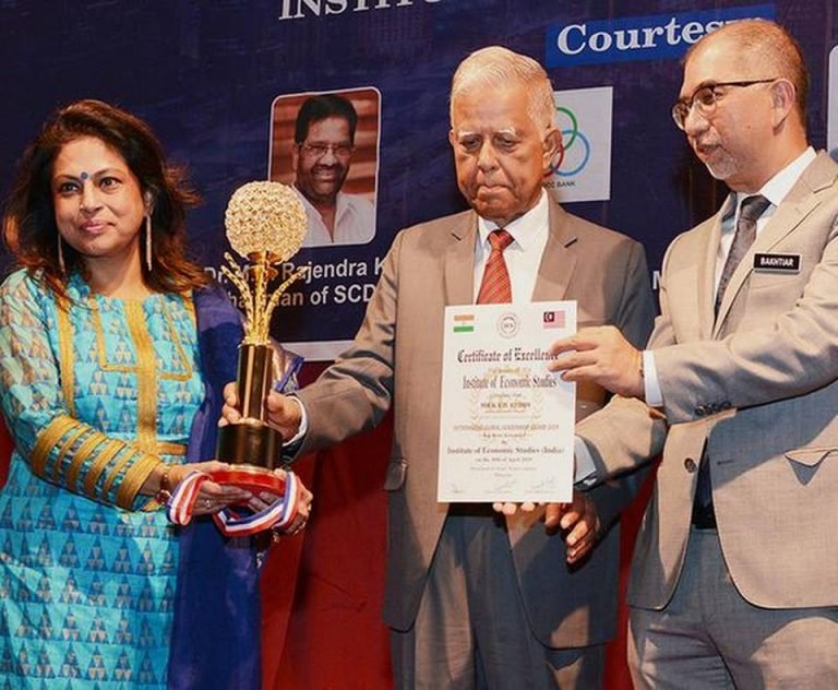 L&T Metro Rail bags gold medal for boosting Metro Rail image