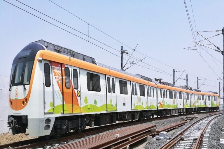 Rainwater enters Nagpur Metro stations, work quality questioned