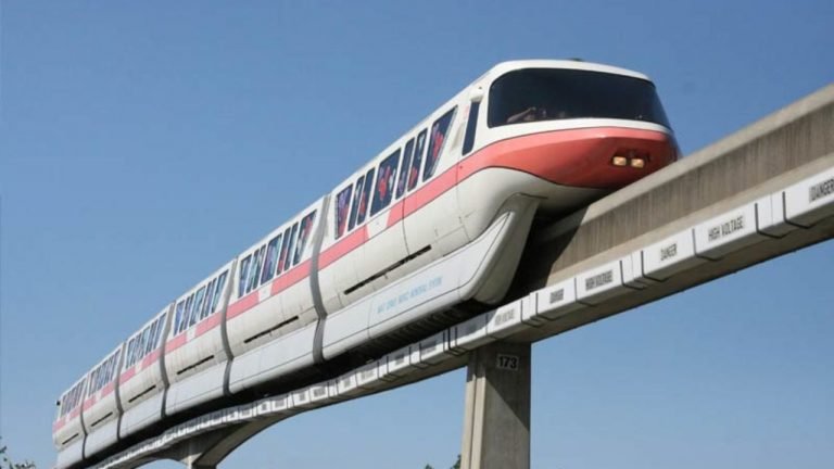 Does Vizag monorail deter the Metro