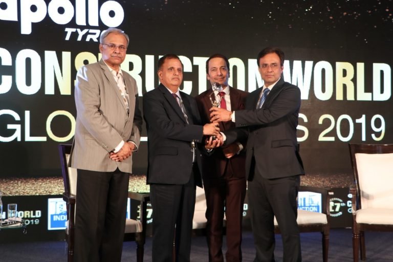 LMRC MD bags ”Construction World – Person of the Year 2019” award