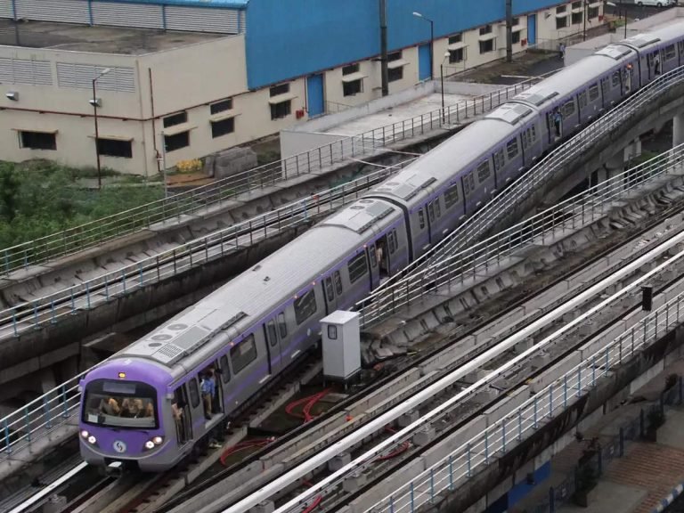 Kolkata Metro asks for extension of East-West’s November 30 deadline