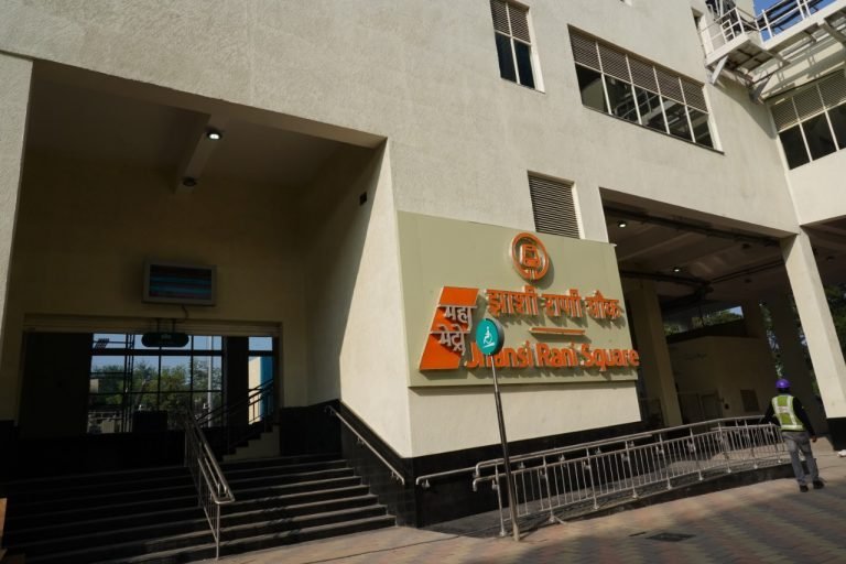 CMRS Conducts Inspection of Jhansi Rani Metro Station of Nagpur Metro