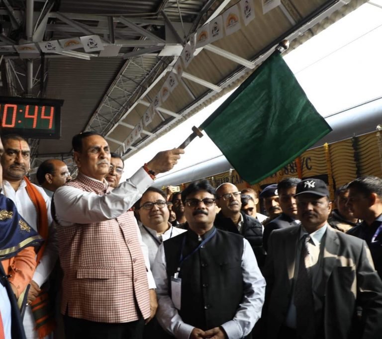 Gujarat CM Vijay Rupan flags off Ahmedabad-Mumbai Tejas Express