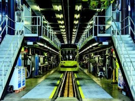 The smart software solution simplifies operational processes, making it possible to plan vehicle deployment more efficiently, to exclude range risks and also reduce operating costs by optimizing workshop processes and maintenance. Copyright: Trapeze