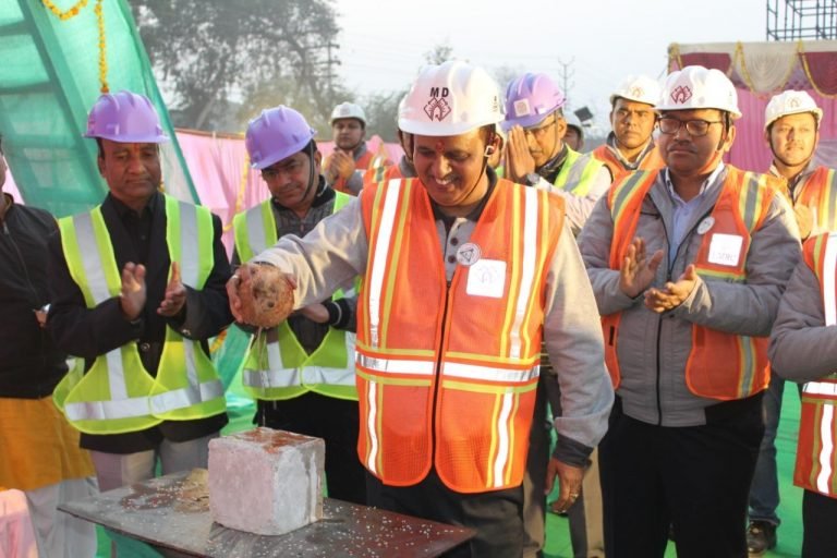UPMRC erects the first Pier-Cap of Kanpur Metro Line-1
