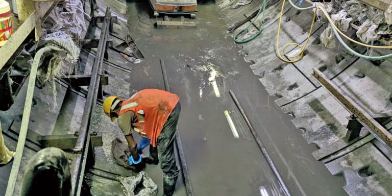 Kolkata East-West Metro tunnel work got fresh cracks, work stalled