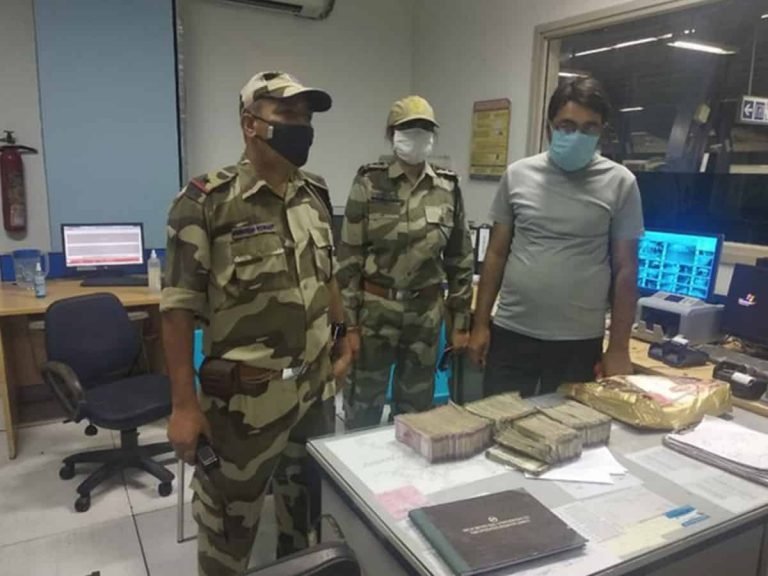 CISF catches a man with RS 35 lakh cash at Delhi’s Metro Station