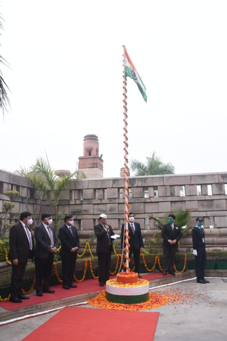 Uttar Pradesh Metro Celebrates 72nd Republic Day With Fervour