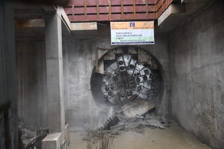 Mumbai Metro achieves 38th Breakthrough at CSMT Metro Station for Line-3