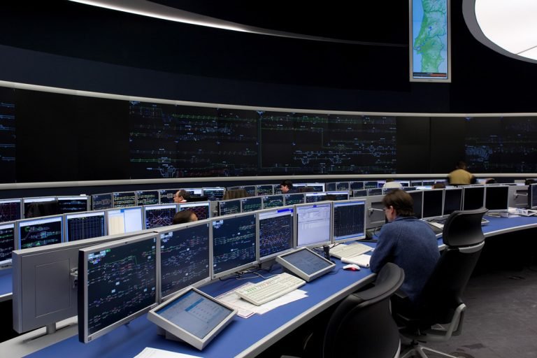 Thales enters into an agreement in view of selling its  Ground Transportation Systems business to Hitachi Rail