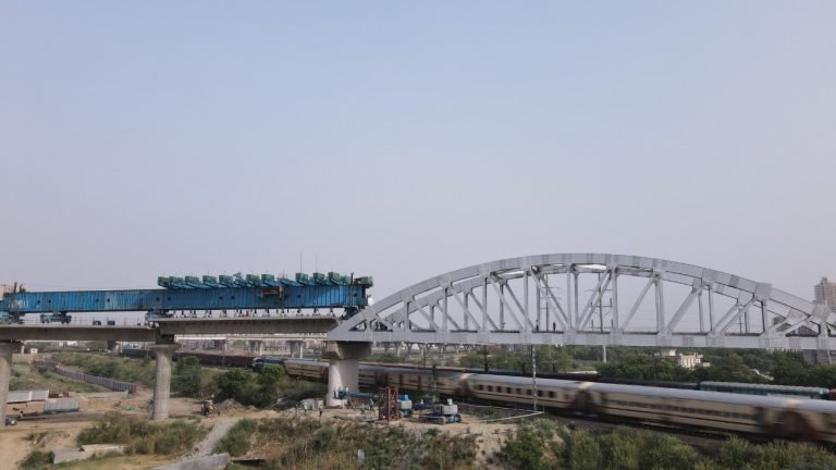 Last span of RRTS priority section between Sahibabad and Duhai completes today
