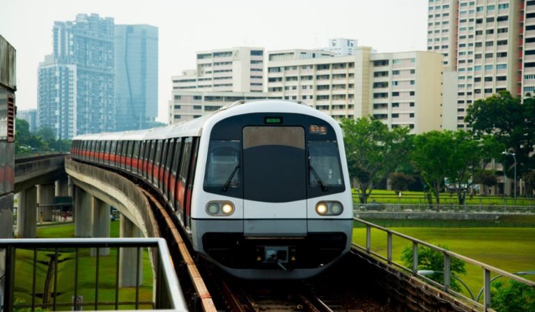 Metro projects to create Rs 80,000-cr business opportunities in future