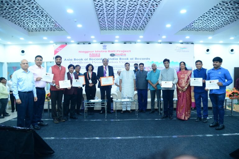 Union Minister Gadkari honours Maha Metro for Asia’s Longest Multi-Layer Via-Duct