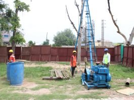 Agra Metro construction work