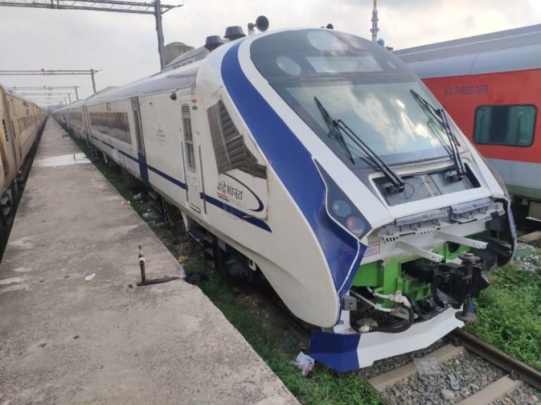 Vande Bharat-2 reach 180 kmph in a test run on the Kota-Nagda railway section