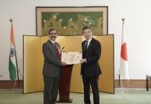Delhi Metro honoured with prestigious certificate of comendation by Japanese Embassy Delhi Metro honoured with prestigious certificate of comendation by Japanese Embassy