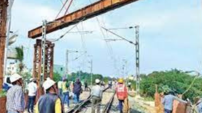 BMRCL starts Metro girder work near Baiyappanahalli