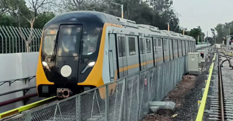 Agra Metro Successfully Completes its First Test Run