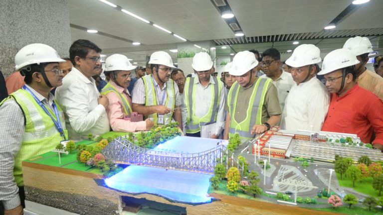 Railway Minister Inspects Howrah Metro Station: India’s Deepest Station Set to Redefine Underground Commuting