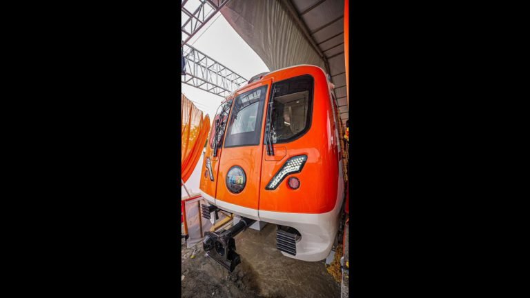 Bhopal Metro Gears Up for Launch: Unveiling of Model Train and Anticipated Trial Runs