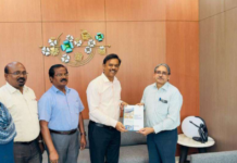 CMRL Submits Feasibility Report For MRTS in Tirunelveli, Trichy, and Salem Thiru. M.A.Siddique, I.A.S., Managing Director, CMRL submits DFR to Thiru. Ramesh Chand Meena, I.A.S., Additional Chief Secretary, Special Initiatives, Government of Tamil Nadu