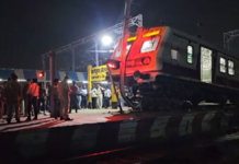 Mathura Train Accident: Train Climbs The Platform Leaving Track on Mathura Junction Train Climbs The Platform Leaving Track on Mathura Junction