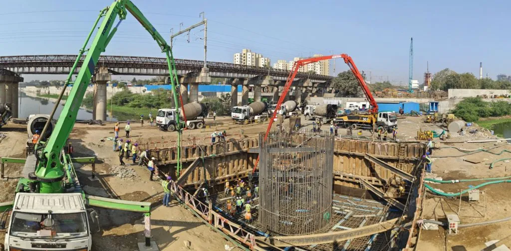 1st Pile Cap Erected for the Sabarmati Bridge on the Mumbai - Ahmedabad Bullet Train Project 2 1st Pier cap on Sabarmati River MAHSR 02