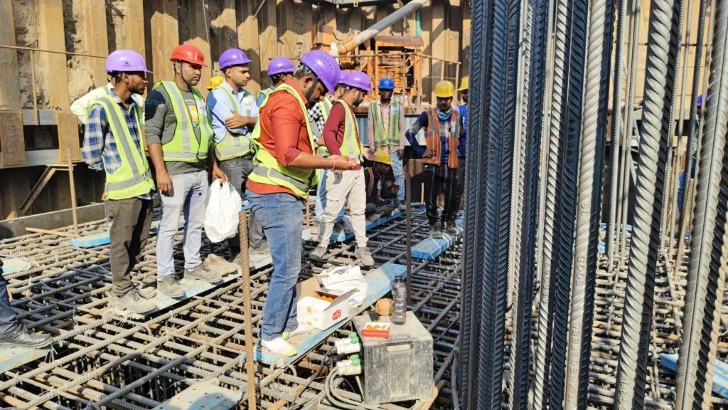 1st Pile Cap Erected for the Sabarmati Bridge on the Mumbai - Ahmedabad Bullet Train Project 4 1st Pier cap on Sabarmati River MAHSR 04
