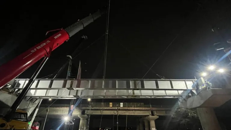 MPMRCL Launches Girder above Railways Tracks for the Indore Metro