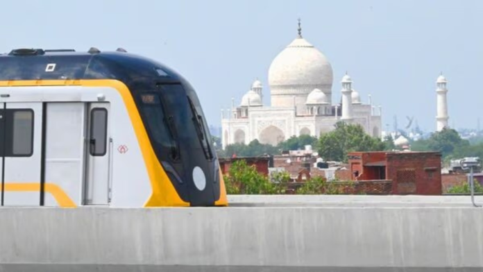 Agra Metro Begins its Operations