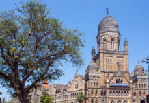 Mumbai Metro Contractors Clash with BMC Over Taxes! Mumbai Municipal Building
