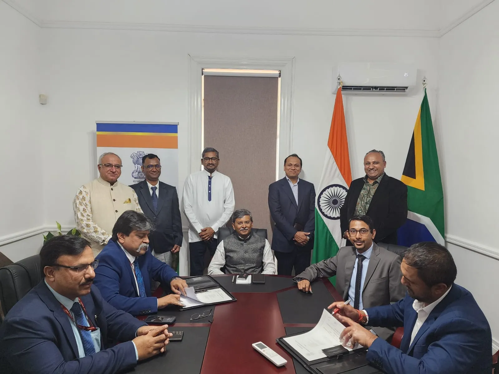 RailTel and South African companies InoviTel (PTY) LTD and Tsiko Africa Energy & Infrastructure officials.