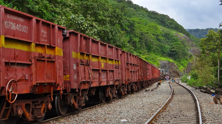 Indian Railways Awards Rs 818 Crore Wagon Contract to SAIL-RITES Joint Venture