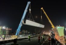 Kanpur Metro: KPIL Successfully Erects Steel Girders over Naubasta Flyover Kanpur Metro - Girder Erection