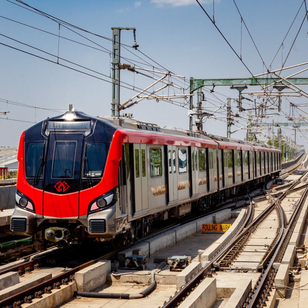 Lucknow Metro: Transforming Urban Mobility in the Cultural Heart of Uttar Pradesh 4 Lucknow Metro