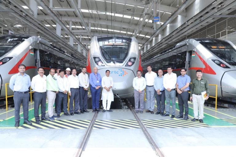 RRTS Corridor: Hon’ble Minister Shri Tokhan Sahu Visits Sahibabad-Duhai Section