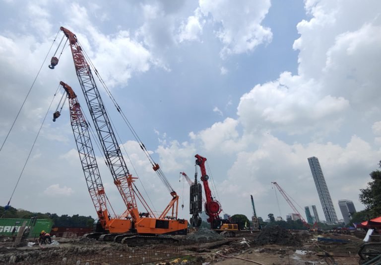 Kolkata Metro: Construction of 170m Long D-Wall completed at Victoria Metro Station