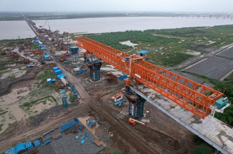 Swift Progress of Narmada Bridge Boosts Bullet Train Project 