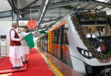 PM Modi inaugurated Ahmedabad Metro Phase 2 and Vande Metro PM Modi inaugrates vande metro and ahemdabad phase 2 metro