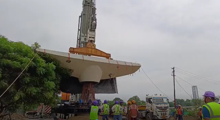 1st Pier Cap Launched  For Kanpur Metro’s Line 2 