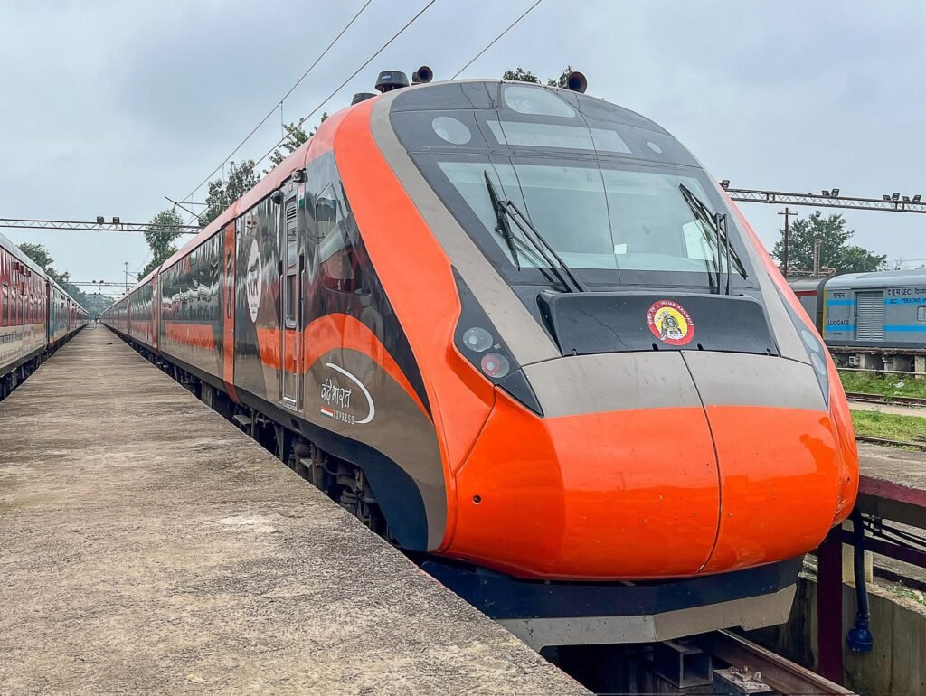 Exploring the Smart Trains and Connected Railway 6 GXNepg8bcAAtuXd