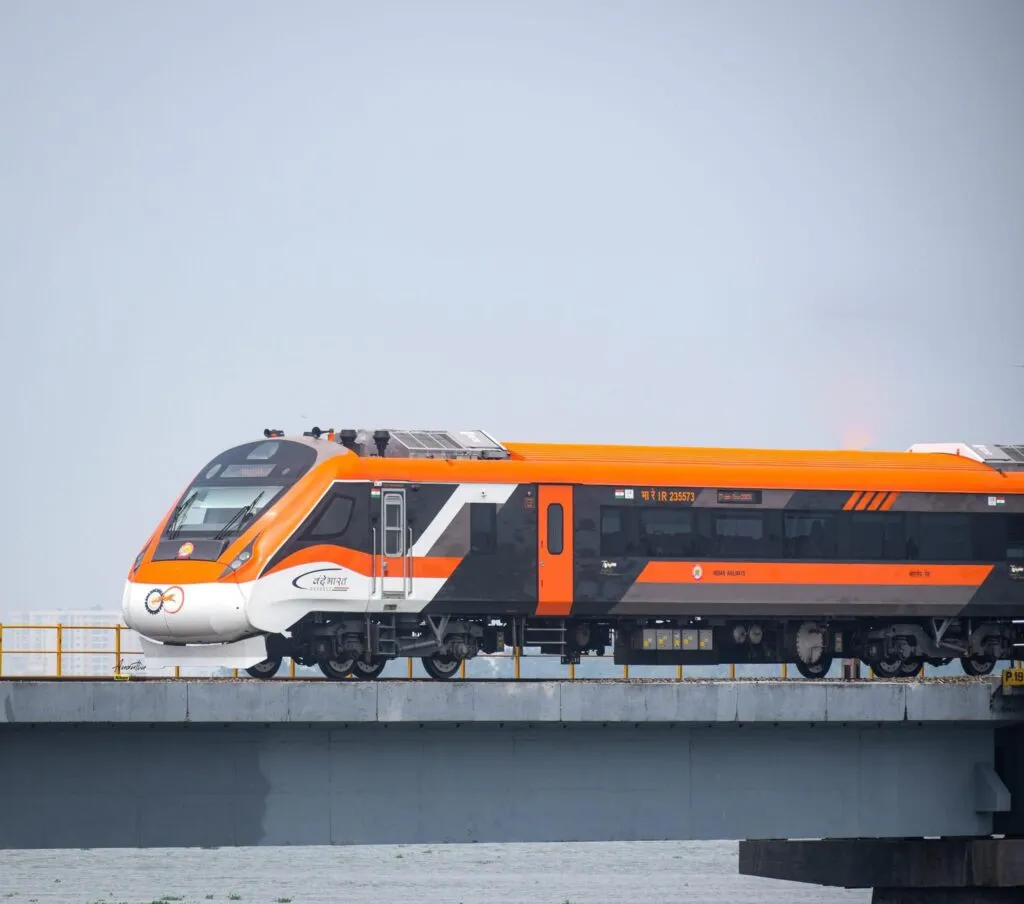 Year-End Review: Analysing The Growth of the Rail Transportation Sector in FY 2024 5 GH6CphNWIAAUMyp